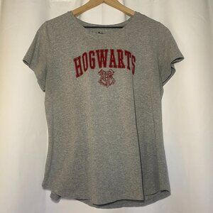 Harry Potter Wizarding World Womens L T-Shirt Hogwarts Gray Red Short Sleeve EUC